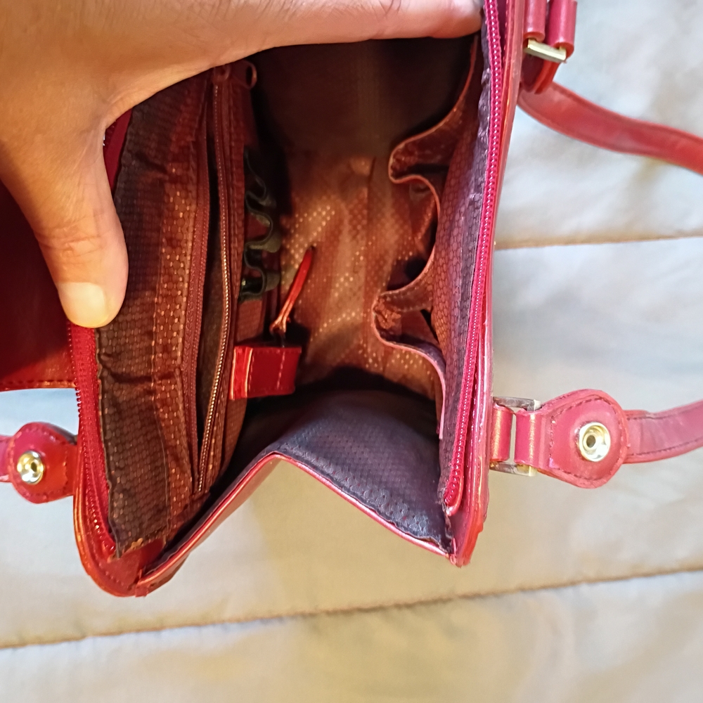 Chic Red Crocodile Pattern Mini Bag - image 3